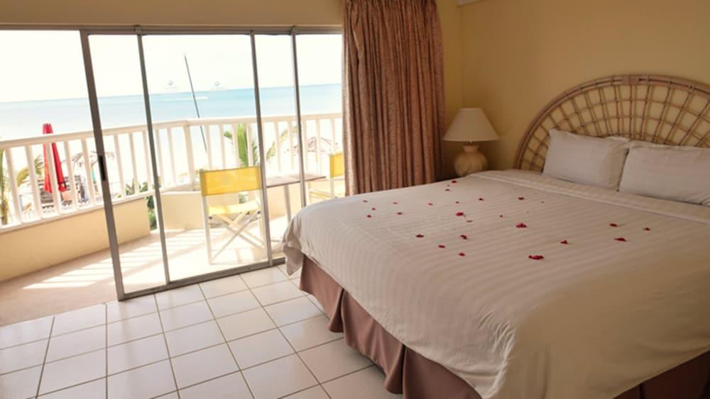 Starfish Halcyon Cove Hotel Dickenson Bay Екстериор снимка