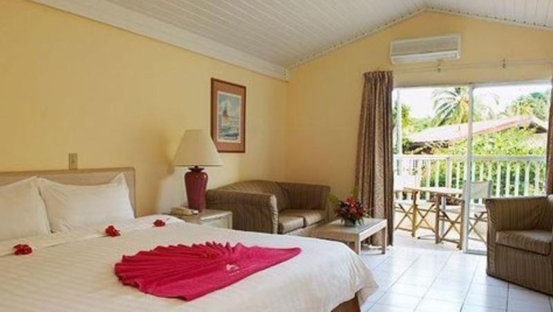 Starfish Halcyon Cove Hotel Dickenson Bay Екстериор снимка
